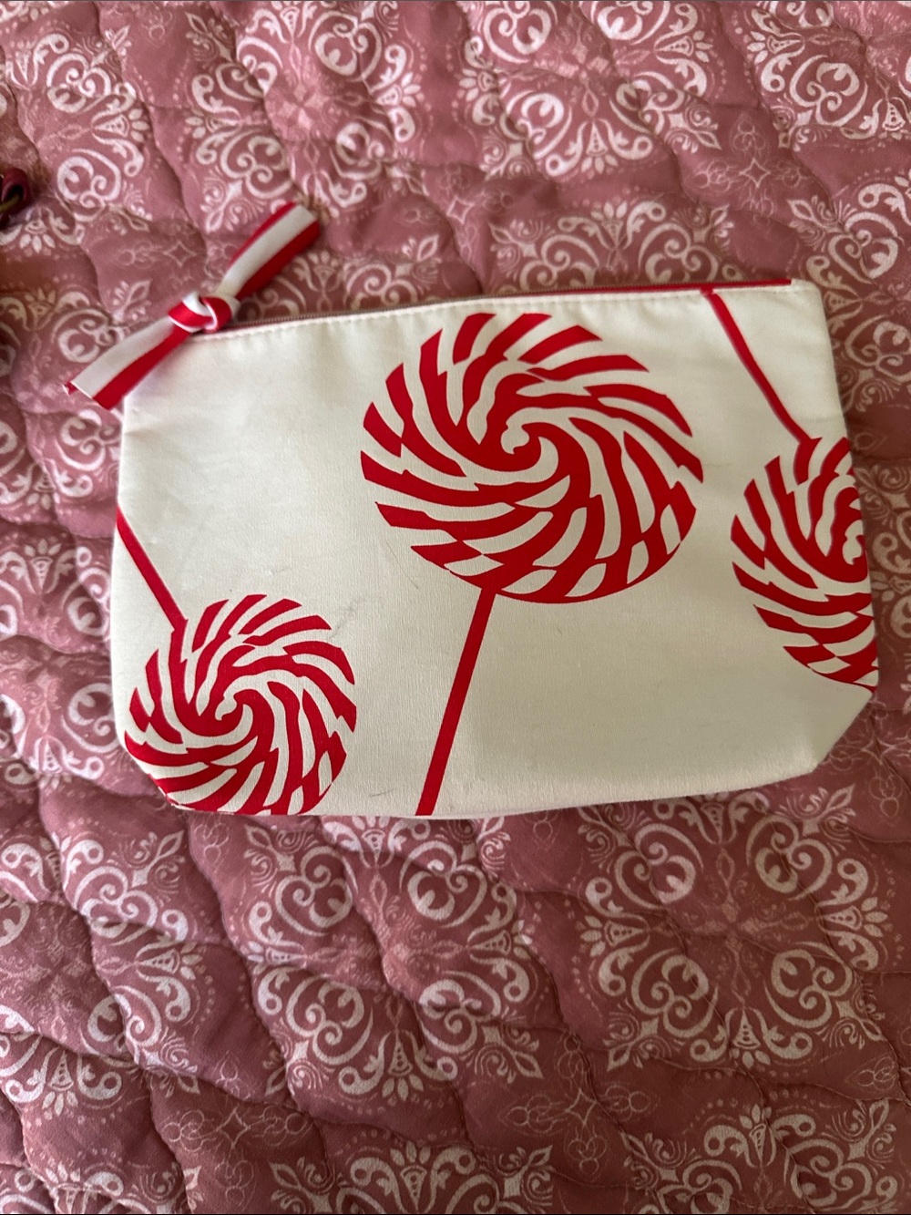 Bundle of Makeup Bags - Picture 2 of 9